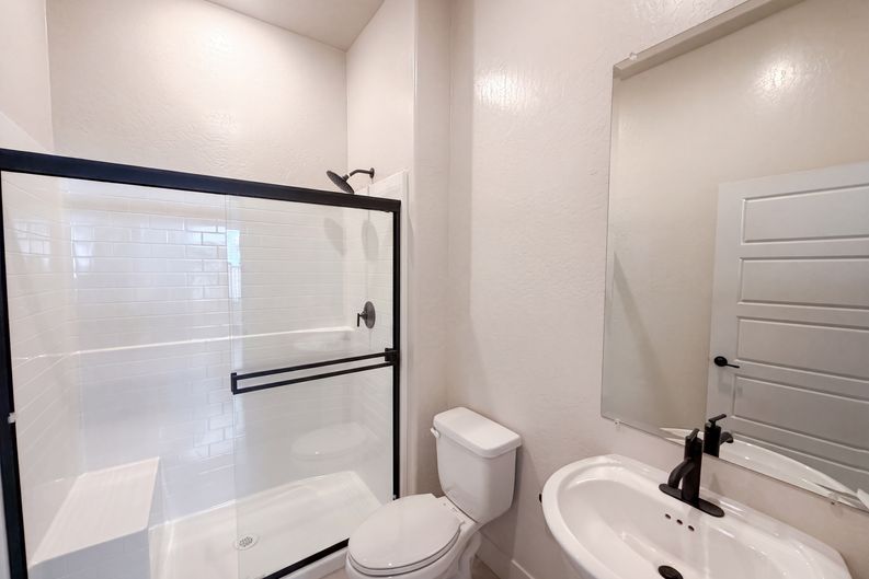 Photo 14 of 18 of 2262 N Marion Ave, Clovis, CA