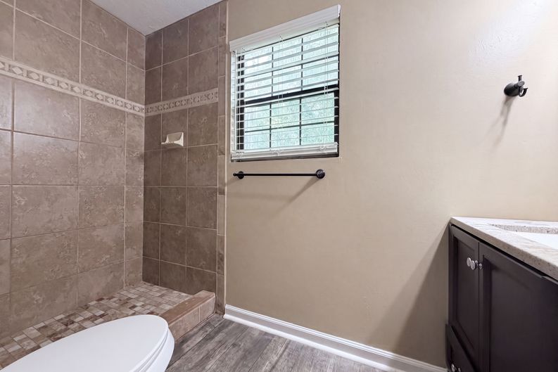 Photo 7 of 18 of 94 Conifer Cir, Middleburg, FL