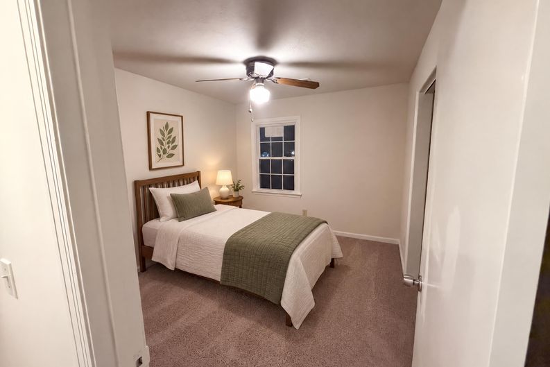 Photo 10 of 15 of 104 Hearthstone Dr, Lagrange, GA