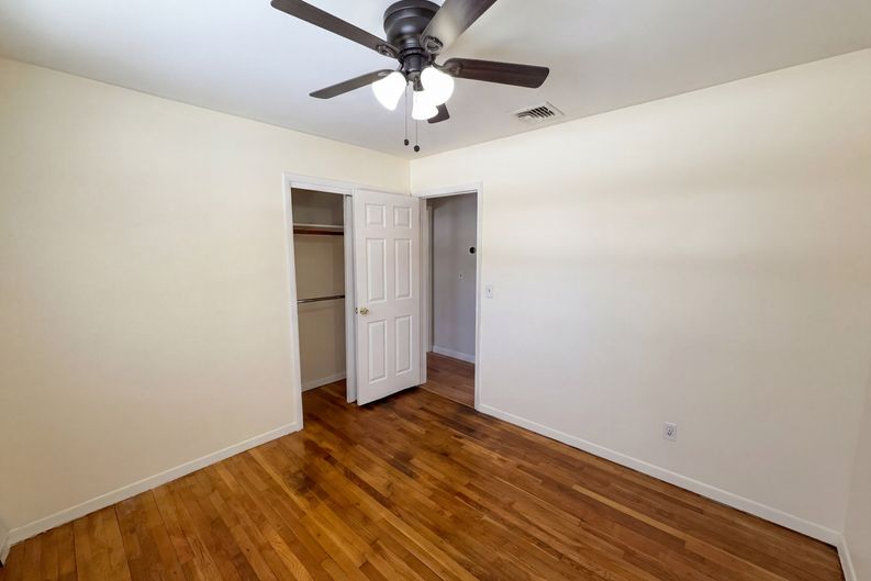 Photo 13 of 31 of 2622 Cleveland Ave, Township Of Washington, NJ