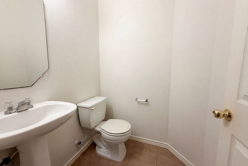 Photo 12 of 20 of 5105 Willamette Ln, Killeen, TX
