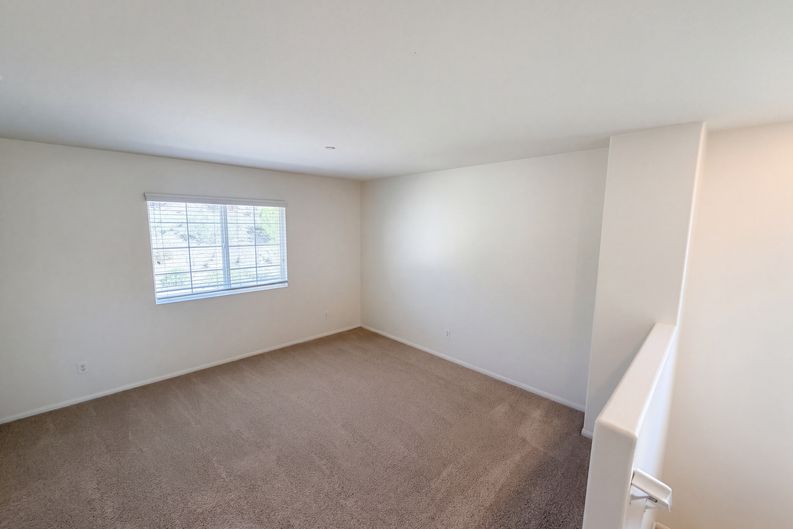 Photo 8 of 19 of 40959 Vauxhall Ct, Lake Elsinore, CA