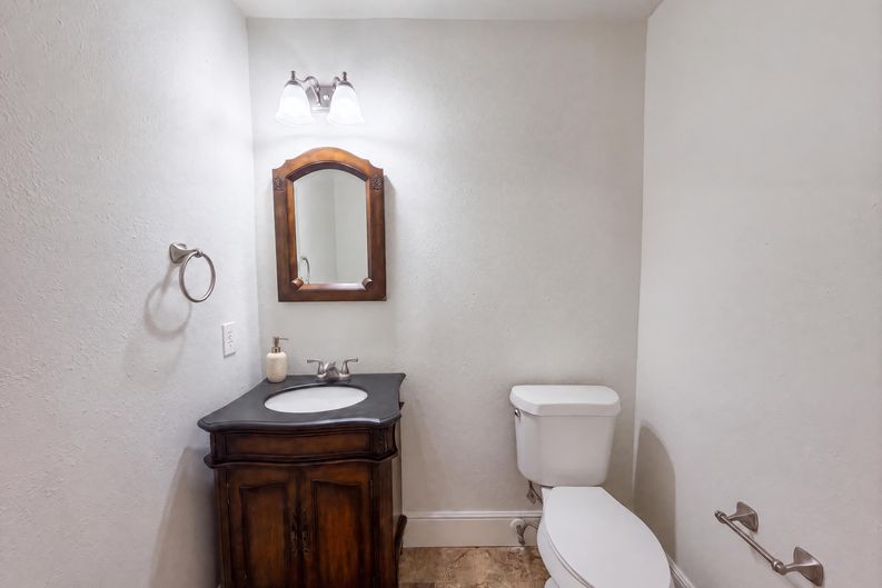 Photo 16 of 26 of 23130 Willow Canyon Dr, Katy, TX