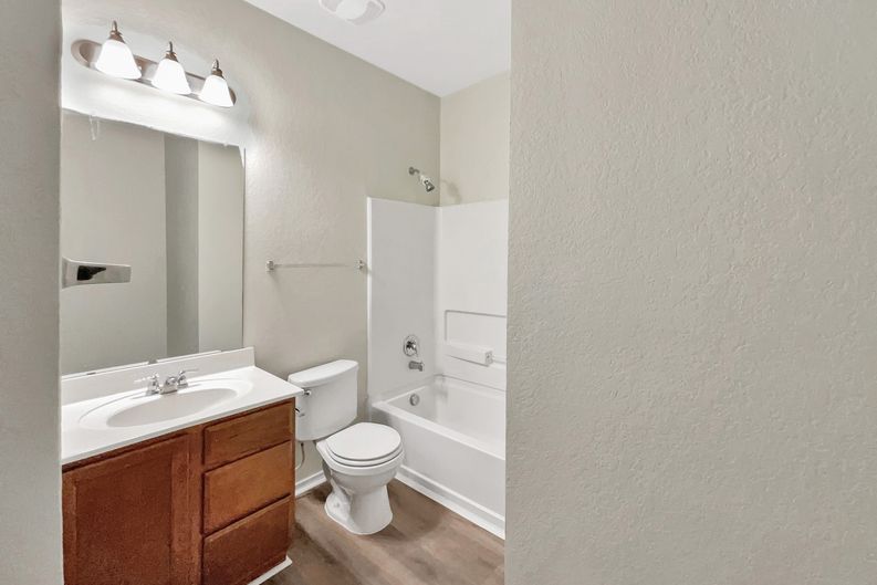 Photo 16 of 20 of 8403 Brazos Pt, San Antonio, TX