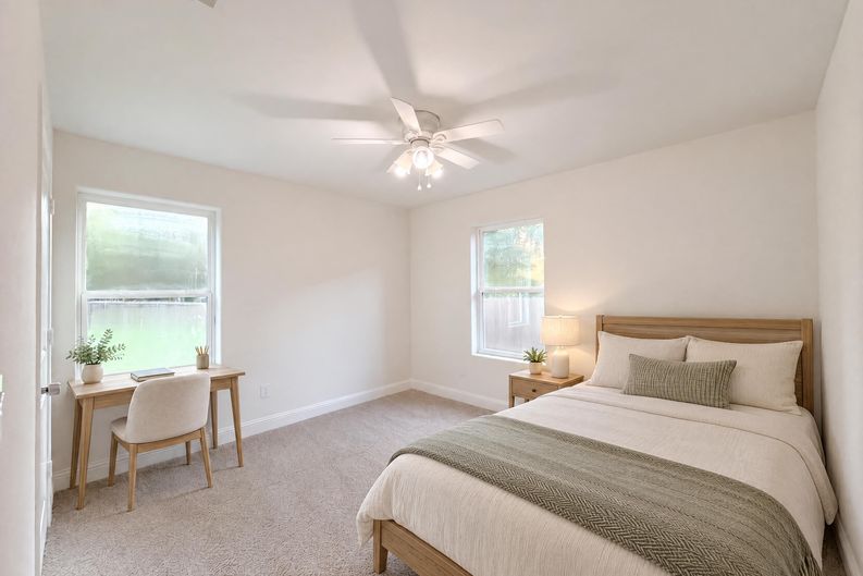 Photo 13 of 20 of 709 W Hull St, Denison, TX