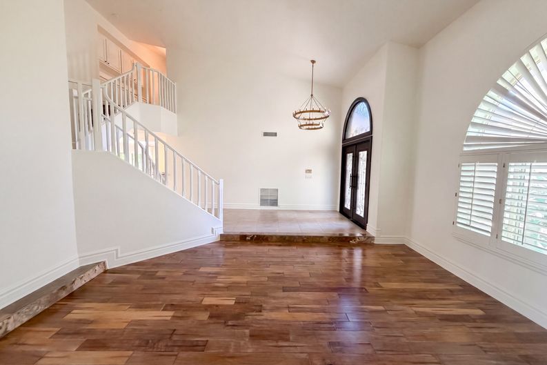 Photo 10 of 28 of 9153 E Palm Tree Dr, Scottsdale, AZ