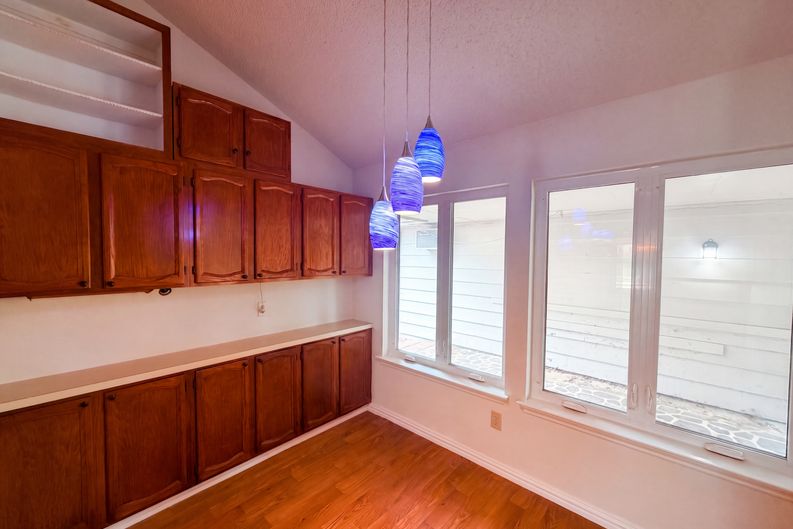Photo 8 of 20 of 301 Hillside Ct, Garland, TX