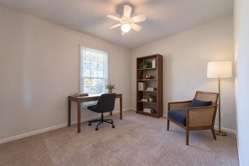 Photo 12 of 16 of 3311 Woodmere Ct, Hope Mills, NC