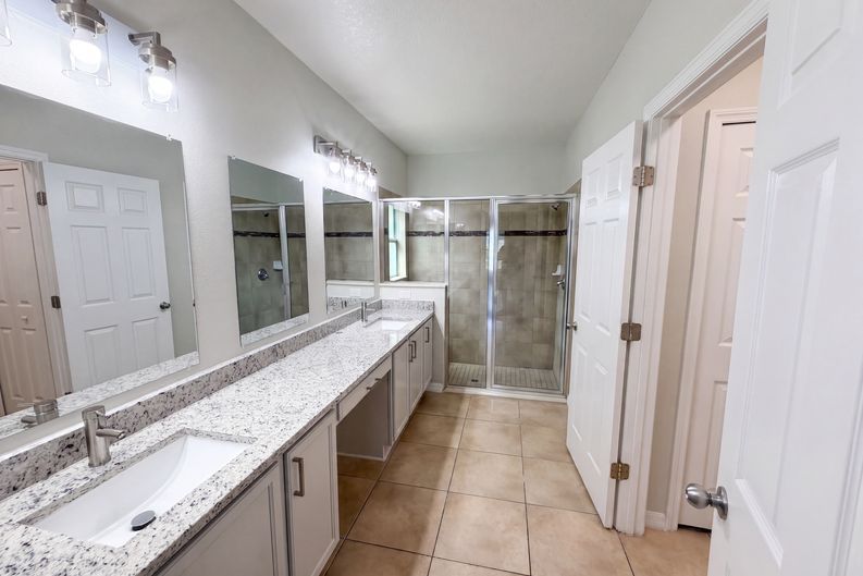 Photo 21 of 40 of 3508 Yacht Club Ct, Kissimmee, FL