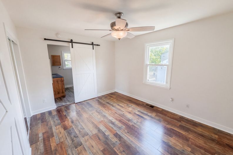 Photo 4 of 29 of 5914 Deal Ave, Nashville, TN