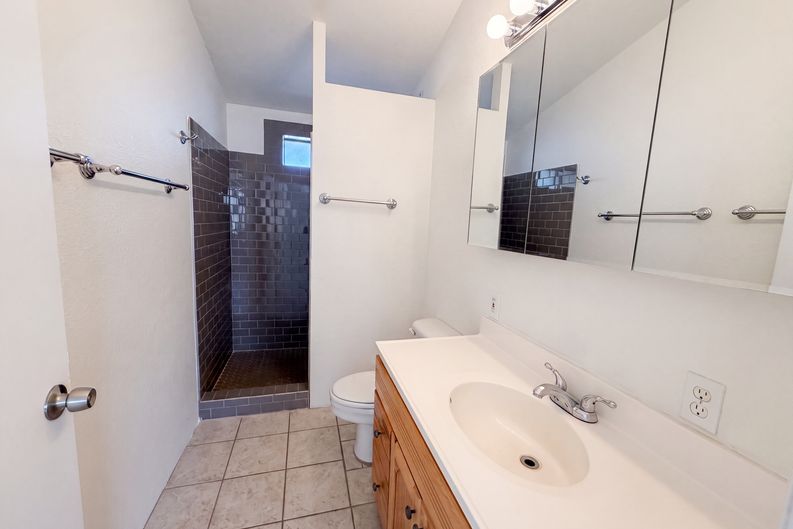 Photo 8 of 26 of 103 N 63rd St, Mesa, AZ