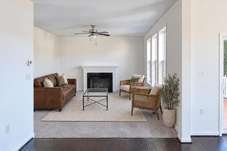 Photo 3 of 21 of 178 Fitzgerald St, Gerrardstown, WV