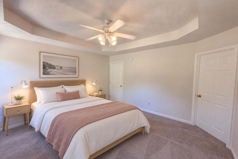 Photo 7 of 21 of 6140 Steve Scarlett Pl, La Vergne, TN