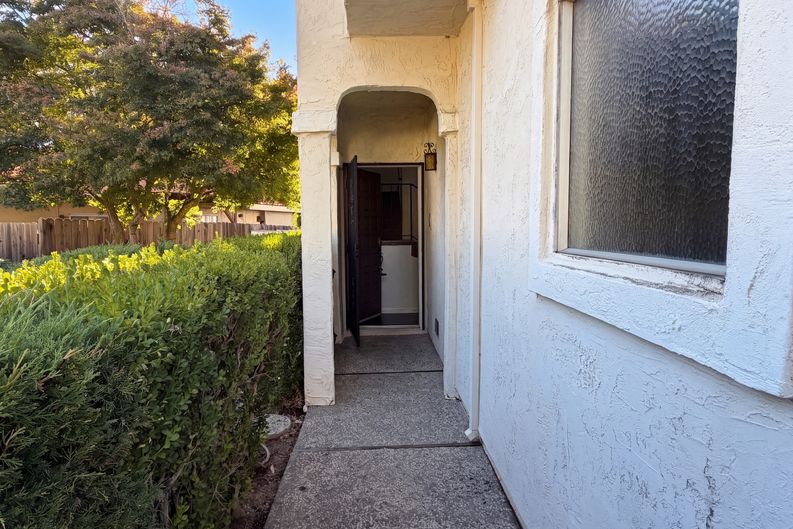 Photo 19 of 21 of 7318 Villa Del Sol Ln, Citrus Heights, CA