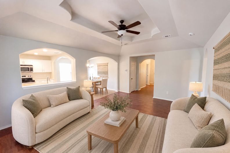 Photo 3 of 21 of 8222 Grissom Cir, San Antonio, TX
