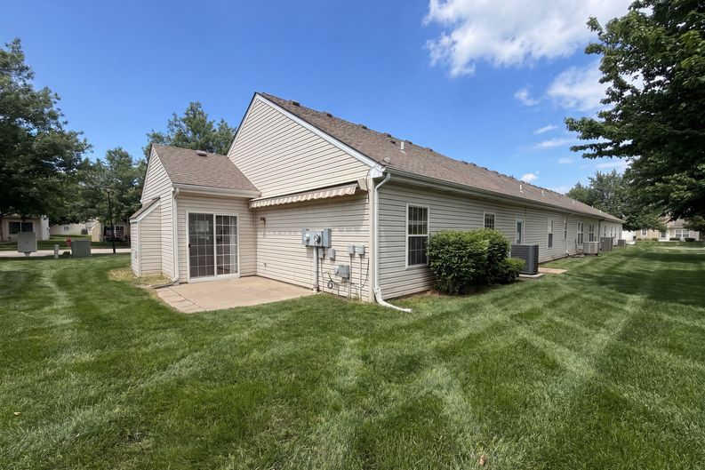 Photo 5 of 18 of 8331 Greely Ave, Kansas City, KS