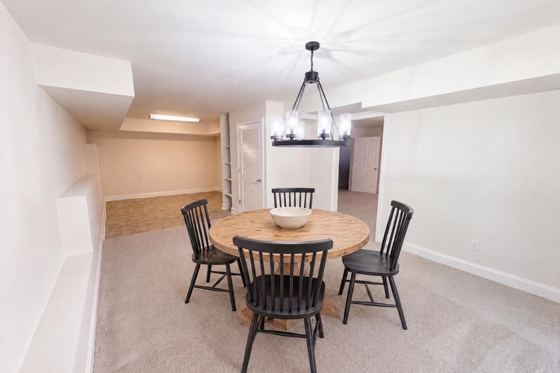 Photo 26 of 35 of 1396 Bramlett Forest Ct, Lawrenceville, GA