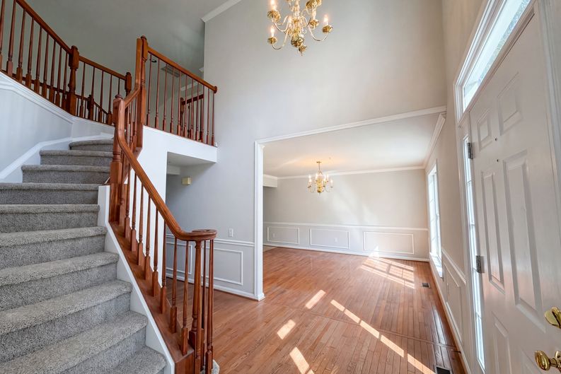 Photo 7 of 31 of 12608 Quarterhorse Dr, Bowie, MD