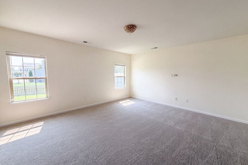 Photo 10 of 18 of 7307 Veyan Way, North Chesterfield, VA