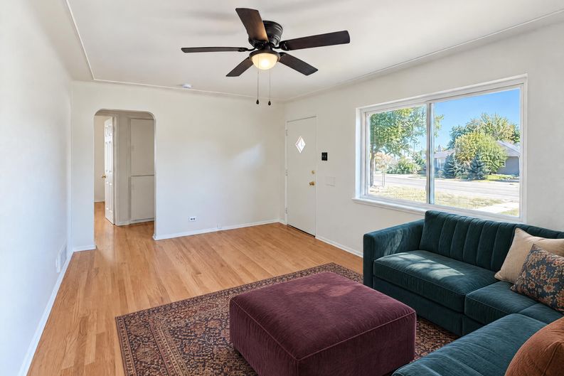 Photo 3 of 18 of 4745 Zuni St, Denver, CO