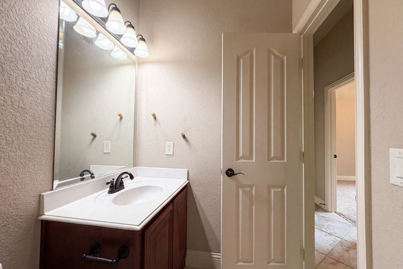 Photo 16 of 20 of 4309 Gleneagles Dr, Mansfield, TX