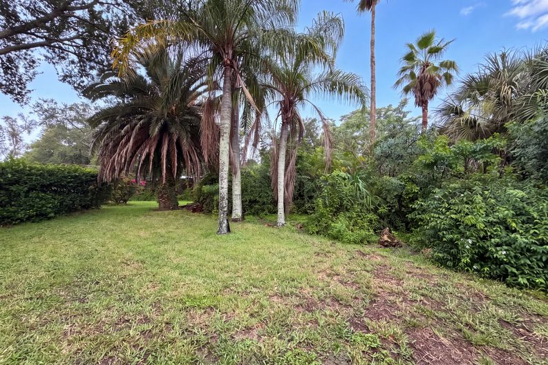 Photo 30 of 31 of 2146 Calusa Lakes Blvd, Nokomis, FL