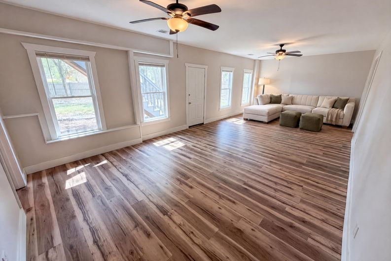 Photo 14 of 44 of 4000 Amberley Ln, Marietta, GA