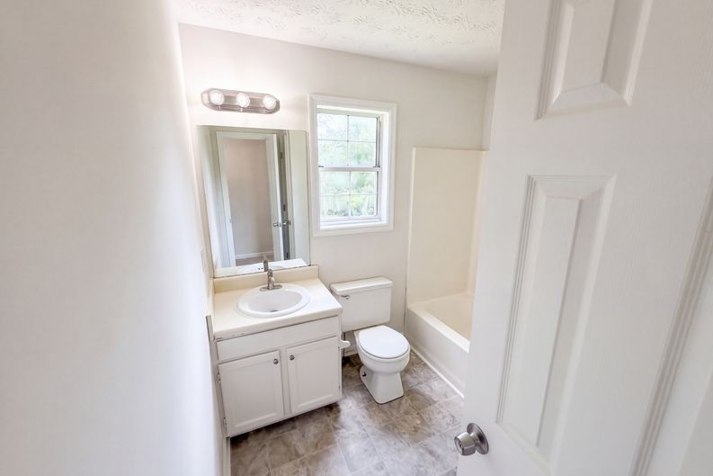 Photo 11 of 17 of 1179 Horsley Mill Rd, Carrollton, GA