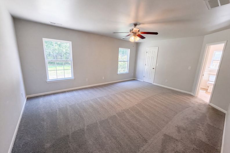Photo 4 of 34 of 126 Red Pine Dr, Lexington, SC