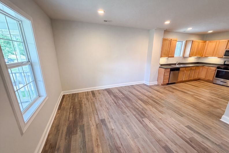 Photo 6 of 21 of 2615 Boulevard Pl, Indianapolis, IN