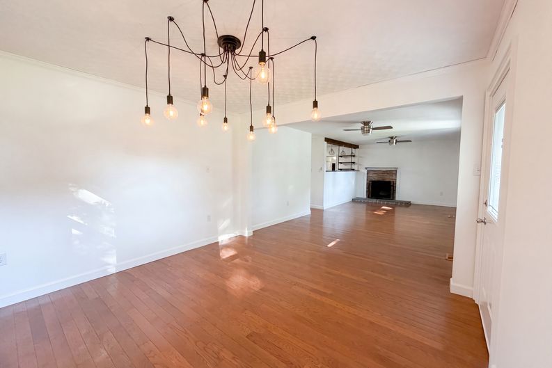 Photo 12 of 28 of 1017 Morrell Rd, Knoxville, TN
