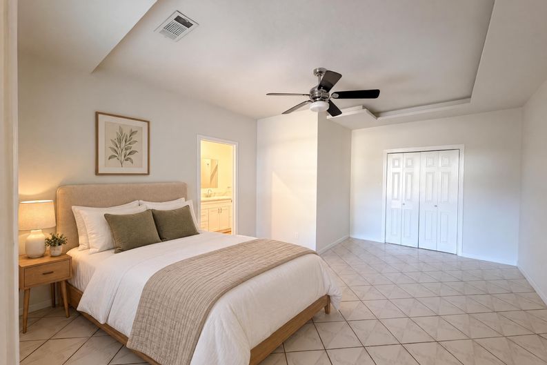 Photo 4 of 14 of 404 Vincent St, Cedar Hill, TX