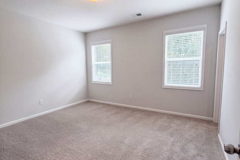 Photo 18 of 33 of 962 Centennial Dr, Columbia, SC