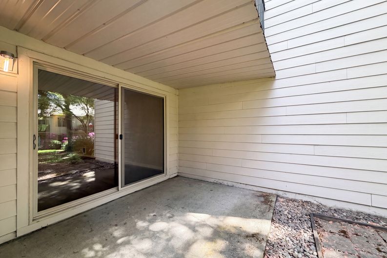 Photo 17 of 20 of 10132 SW Trapper Ter, Beaverton, OR