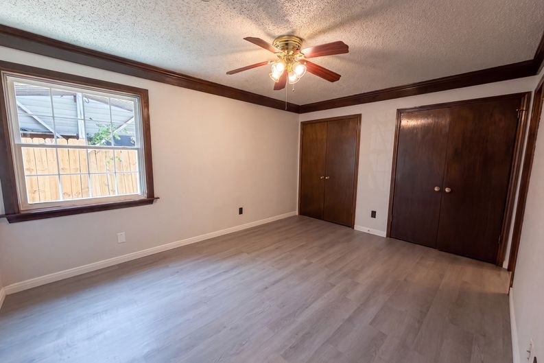 Photo 10 of 18 of 4017 Ambassador Way, Balch Springs, TX