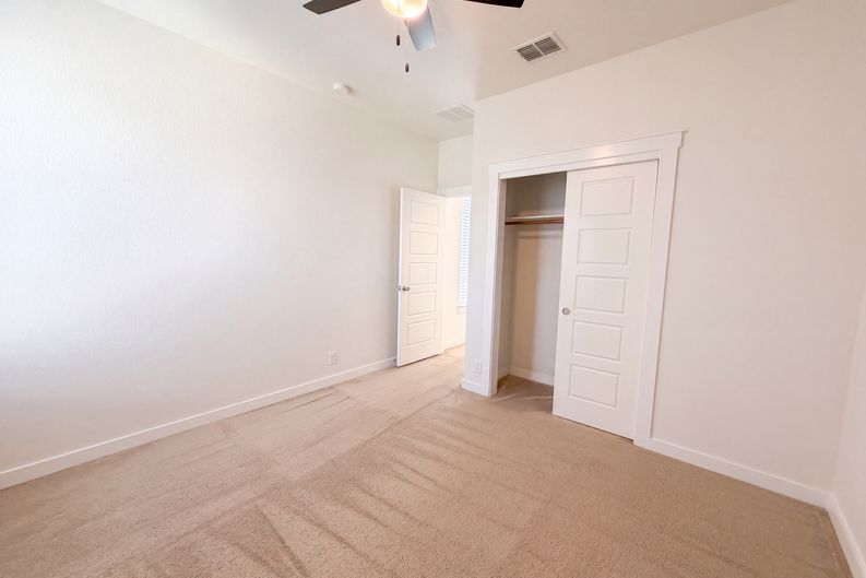 Photo 12 of 27 of 2101 Rivers Edge Way, Austin, TX