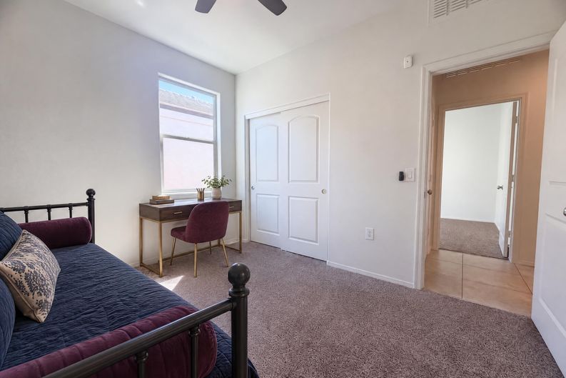 Photo 12 of 19 of 4757 E Rhodium Dr, San Tan Valley, AZ