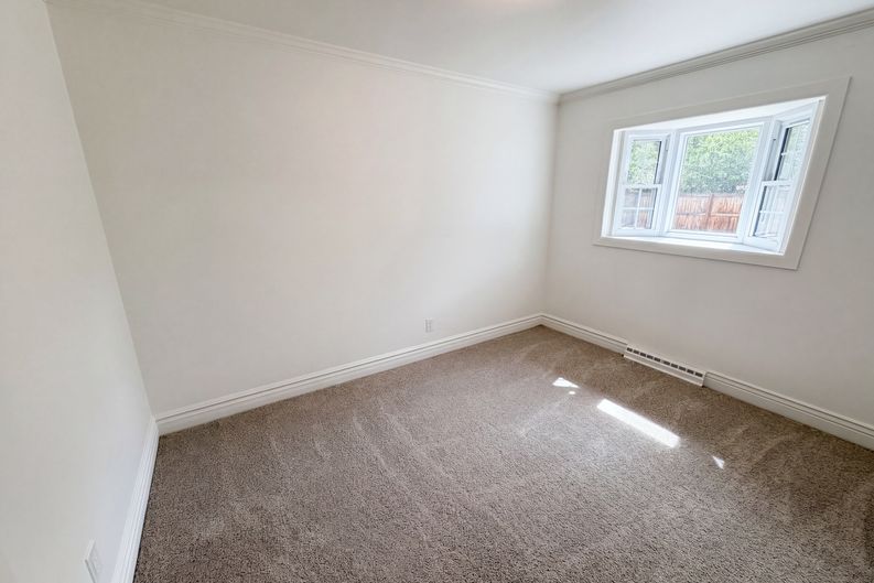 Photo 19 of 33 of 1741 S Krameria Way, Denver, CO