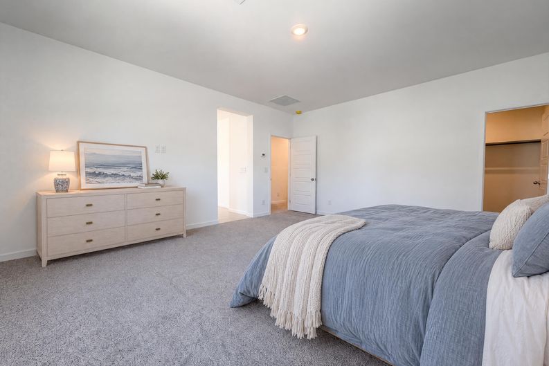 Photo 9 of 19 of 8364 Caldera Hills Ave, Las Vegas, NV