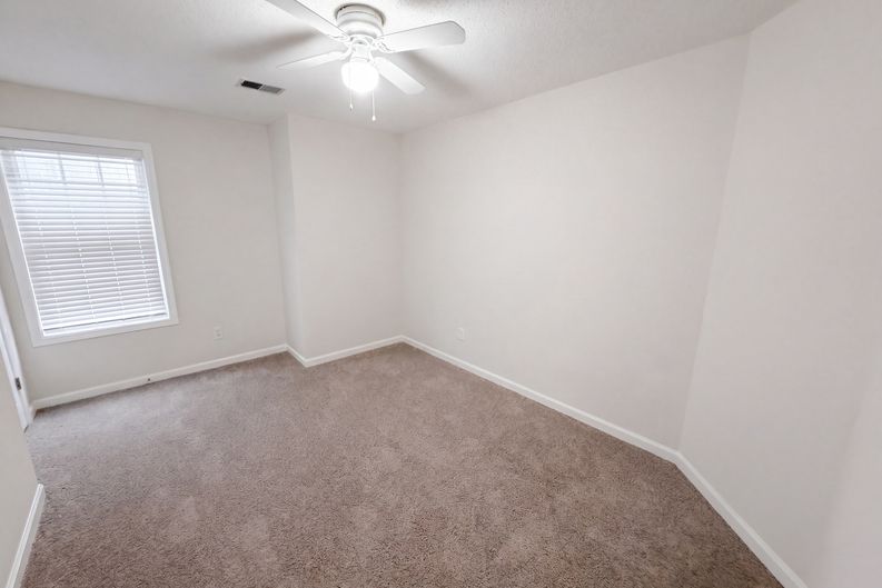Photo 15 of 34 of 215 Twin Brook Way, Lawrenceville, GA