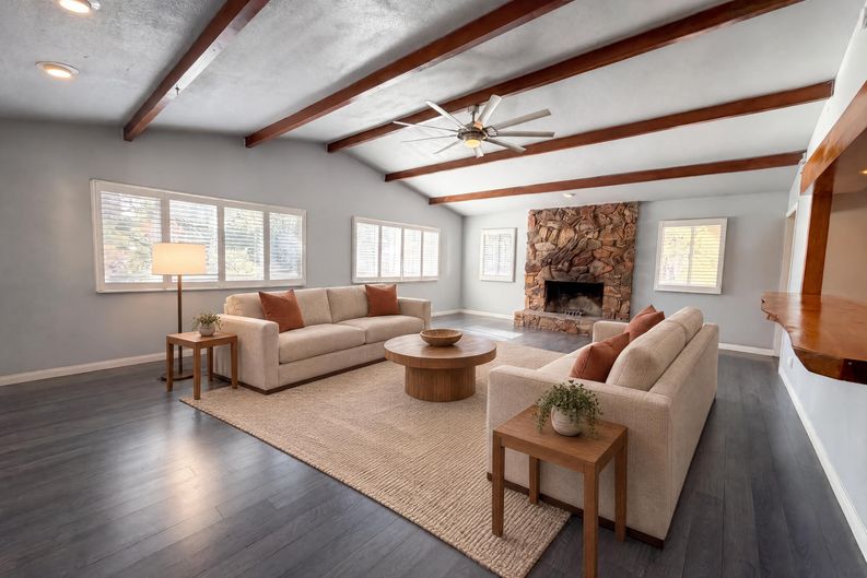 Photo 3 of 16 of 317 Wren Dr, Big Bear Lake, CA