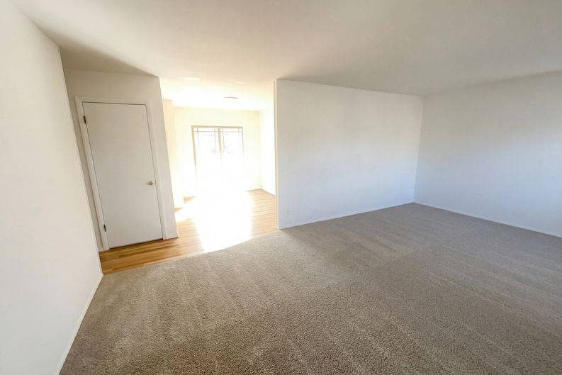 Photo 6 of 17 of 2507 E Caramillo St, Colorado Springs, CO