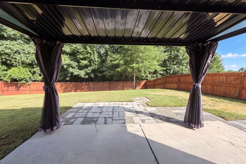 Photo 17 of 19 of 2618 Courtland Dr, Clover, SC