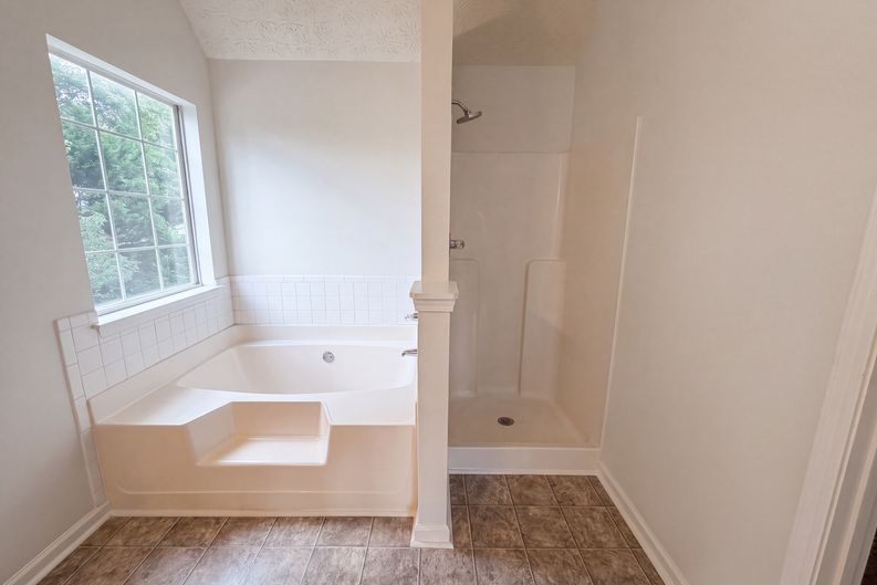Photo 18 of 23 of 401 Callaway Ln, Conyers, GA
