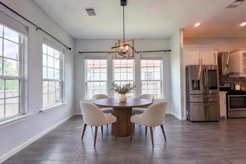 Photo 6 of 24 of 40406 Mostyn Dr, Magnolia, TX