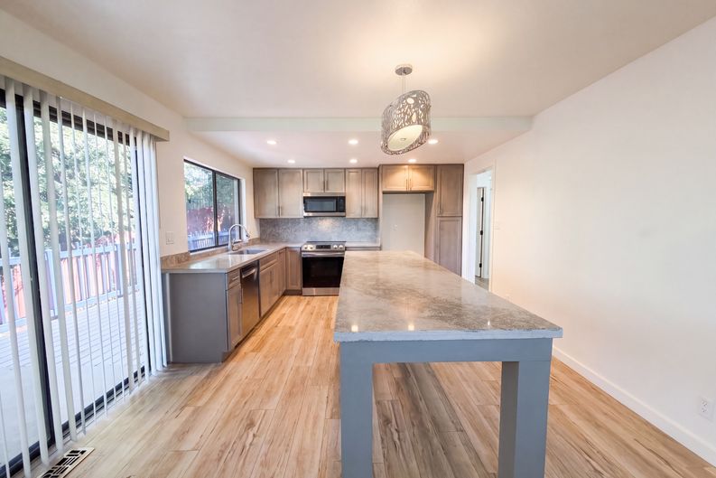 Photo 54 of 76 of 2281 Yale St, Martinez, CA