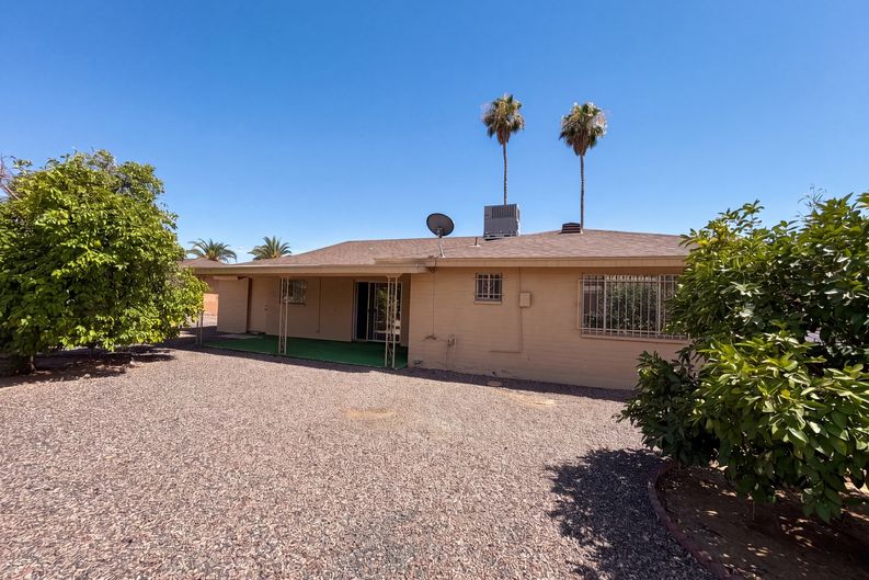 Photo 5 of 27 of 6408 E Adobe Rd, Mesa, AZ