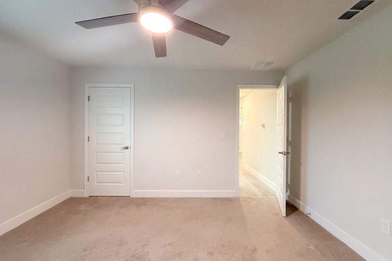 Photo 21 of 33 of 5938 164th Ave E, Parrish, FL