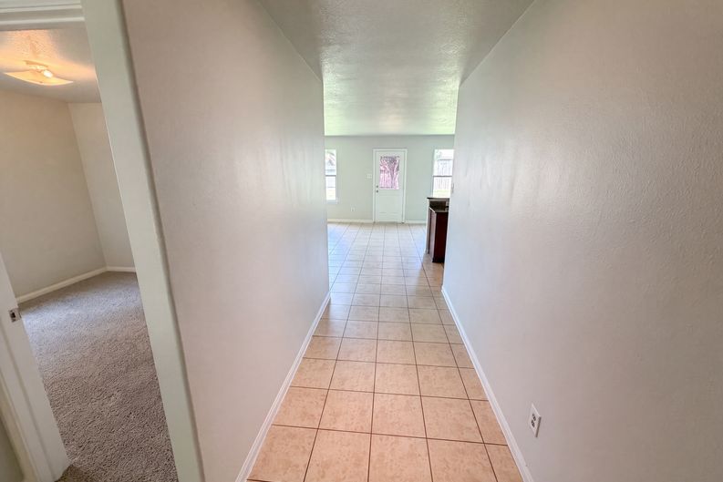 Photo 16 of 19 of 907 Amaryllis Rd, Baytown, TX