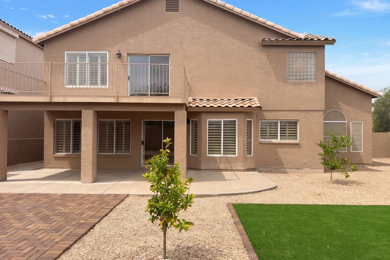 Photo 4 of 29 of 13444 N 13th St, Phoenix, AZ